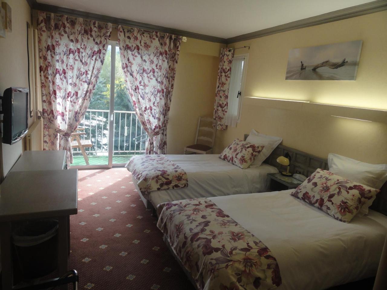 Hotel Le Jardin Saillagouse Zewnętrze zdjęcie